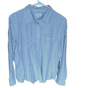 GAP Women’s Fitted Boyfriend Shirt – Blue & White Stripe, Size XL